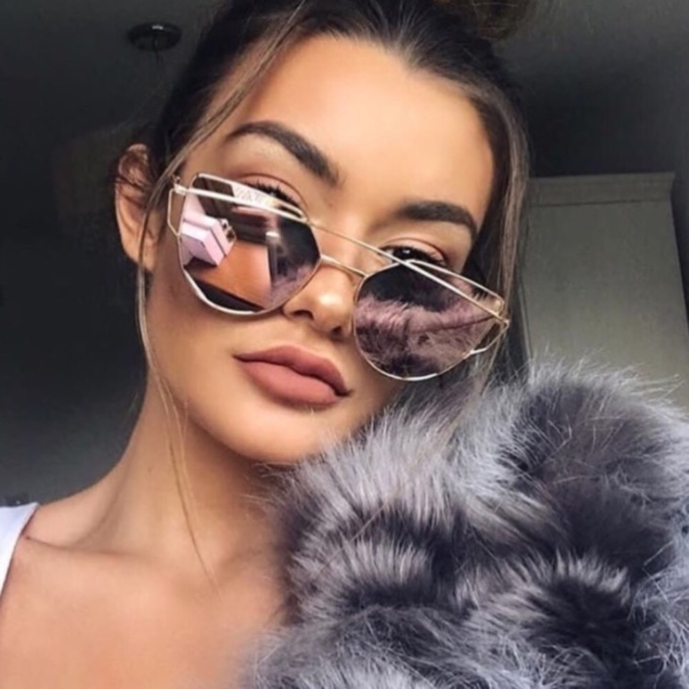 Rose Gold Mirrored Cateye Sunglasses - Picture 2 of 3